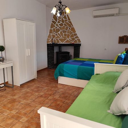 Studio Tropical Cullar Vega Bagian luar foto