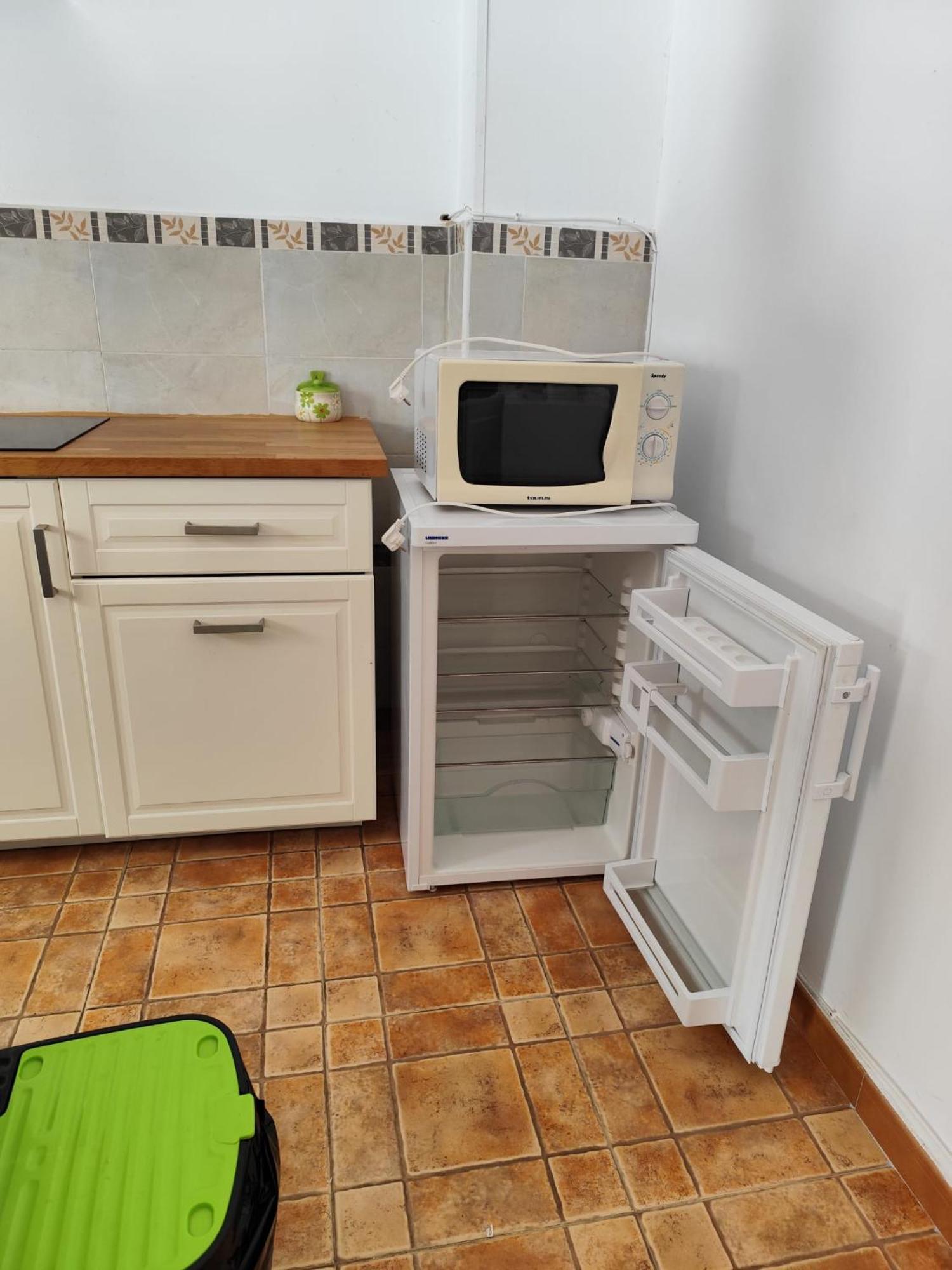 Studio Tropical Cullar Vega Bagian luar foto